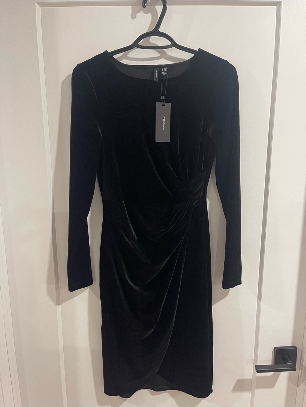 Vero Moda Black Velvet Long-Sleeve Draped Dress